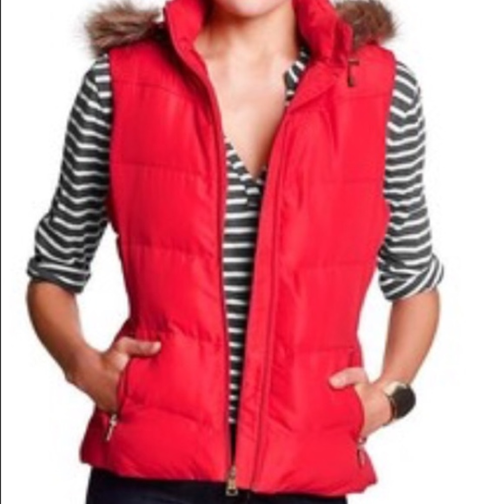 Banana Republic hooded puffer Vest sleeveless